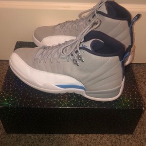Air Jordan 12 grey University blue